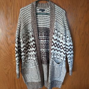 American Eagle Cardigan with pockets